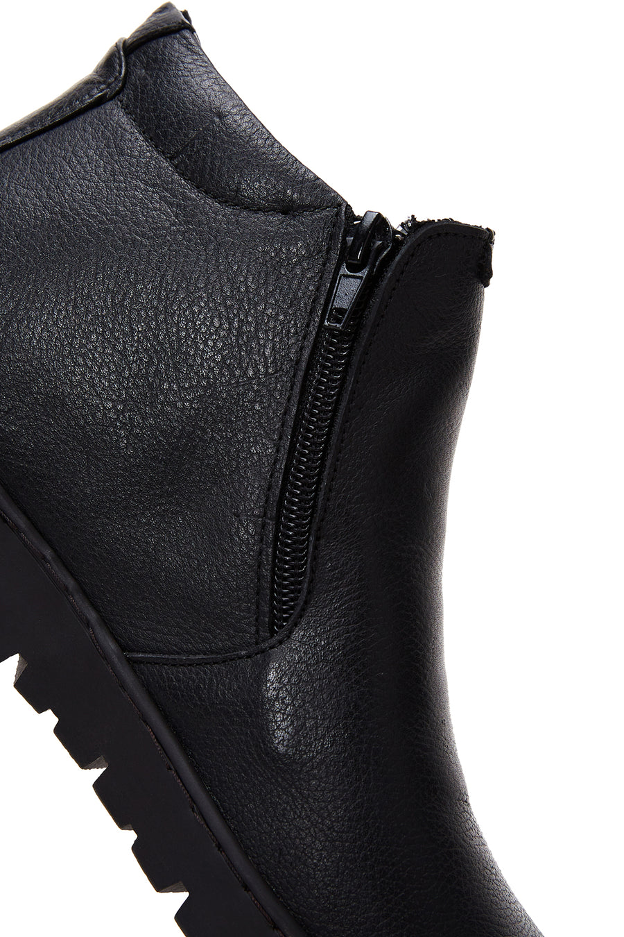 Men's Black Leather Zippered Casual Boots