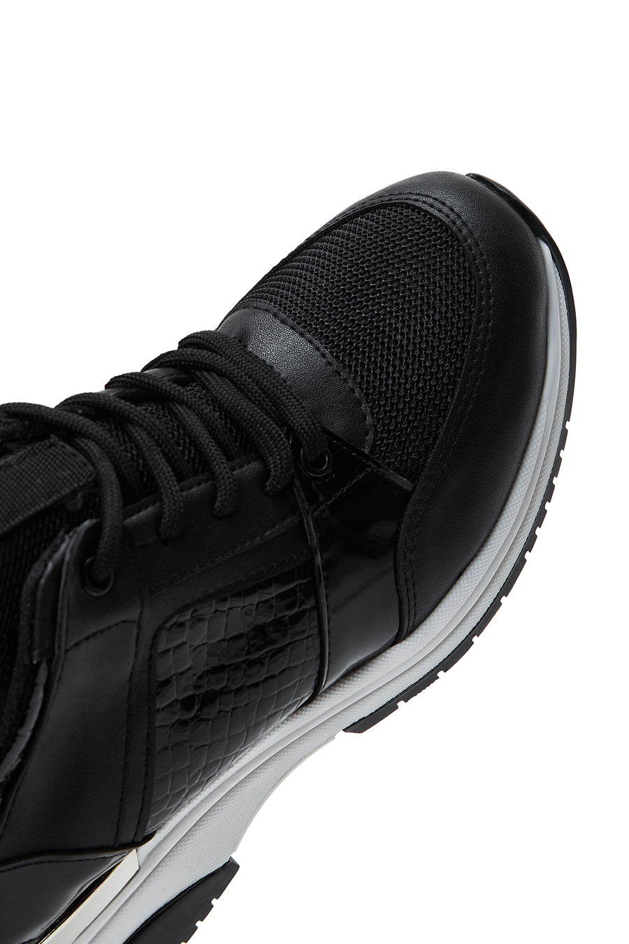 Women's Black Thick Soled Sneaker