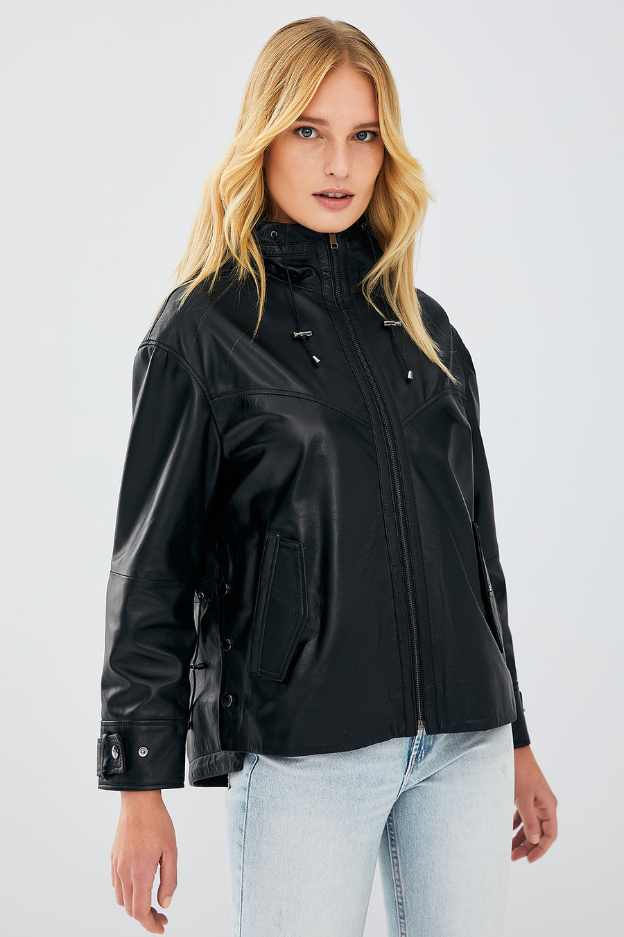 Darlen Kadın Siyah Kapüşonlu Oversize Deri Ceket