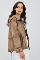 Darlen Women's Beige Oversize Hooded Leather Jacket | Derimod