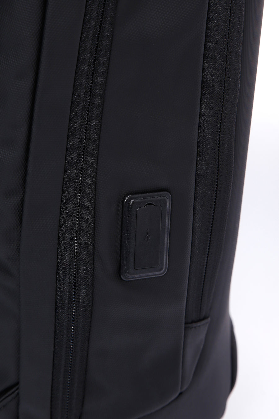 D-Pack Unisex Siyah Teknolojik Hardcase Sırt Çantası
