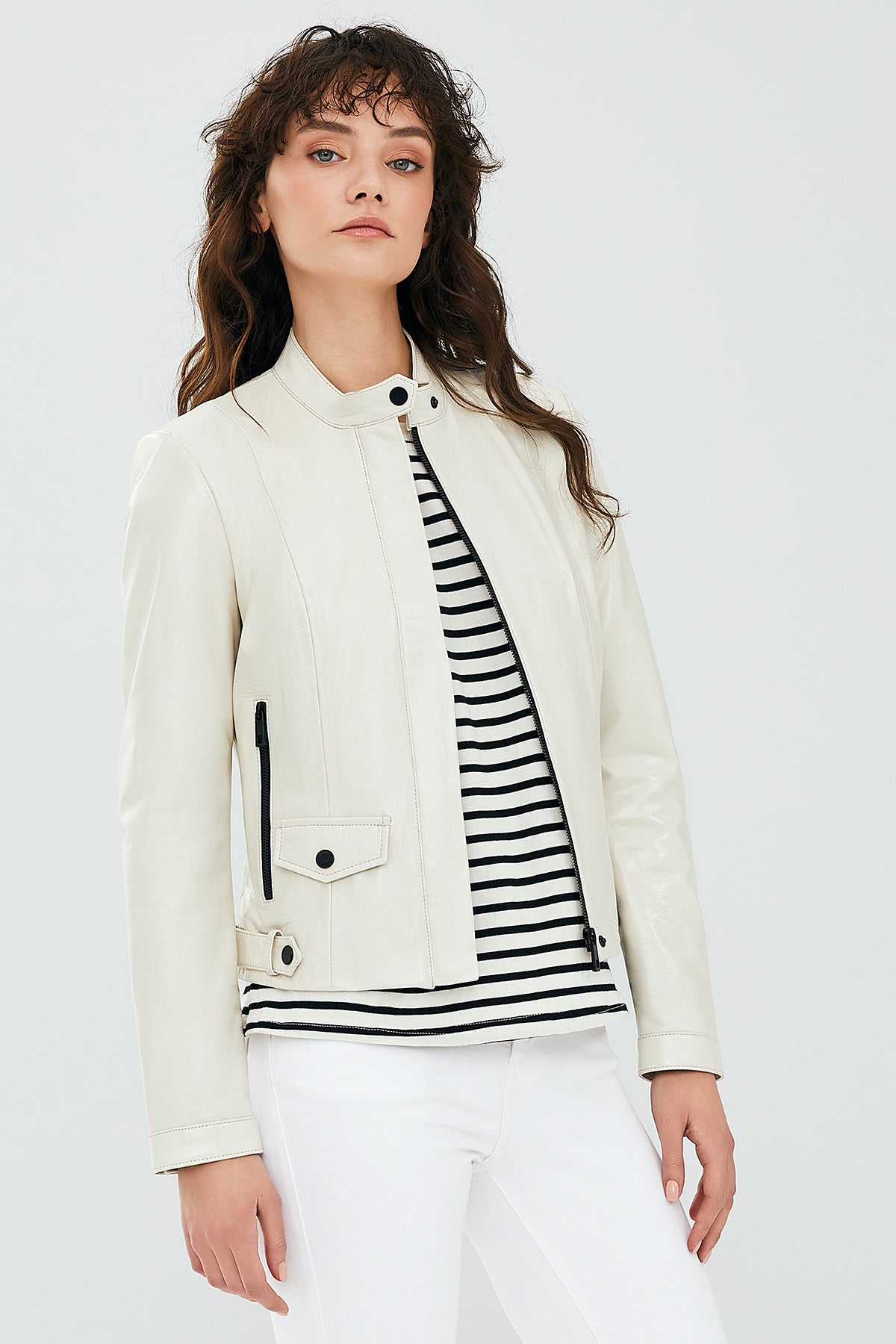 Daphne Women's White Leather Jacket 23SGD50790G | Derimod