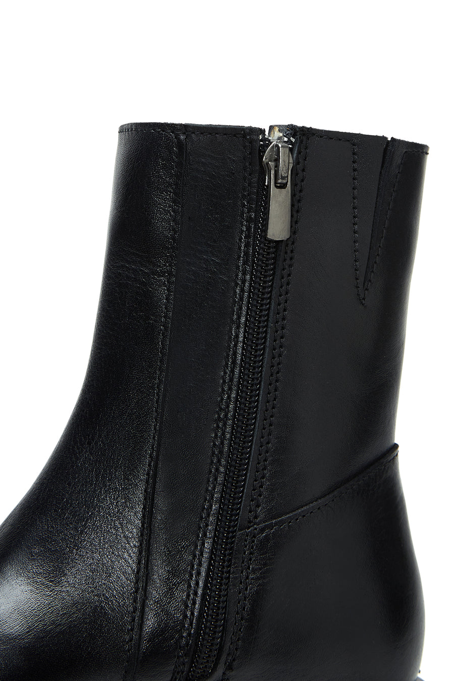 Women's Black Leather Zippered Flat Classic Boots