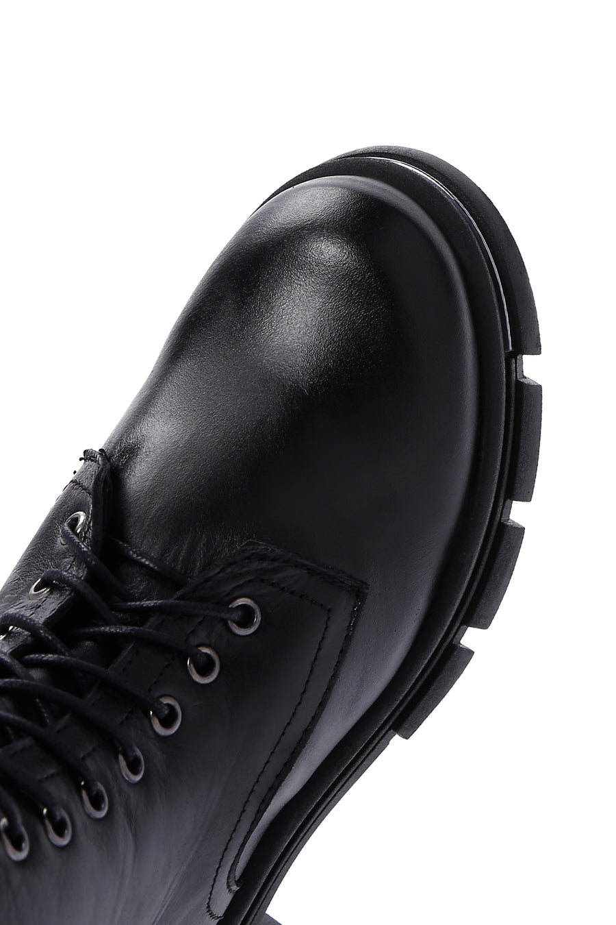Women's Black Leather Zippered Boots