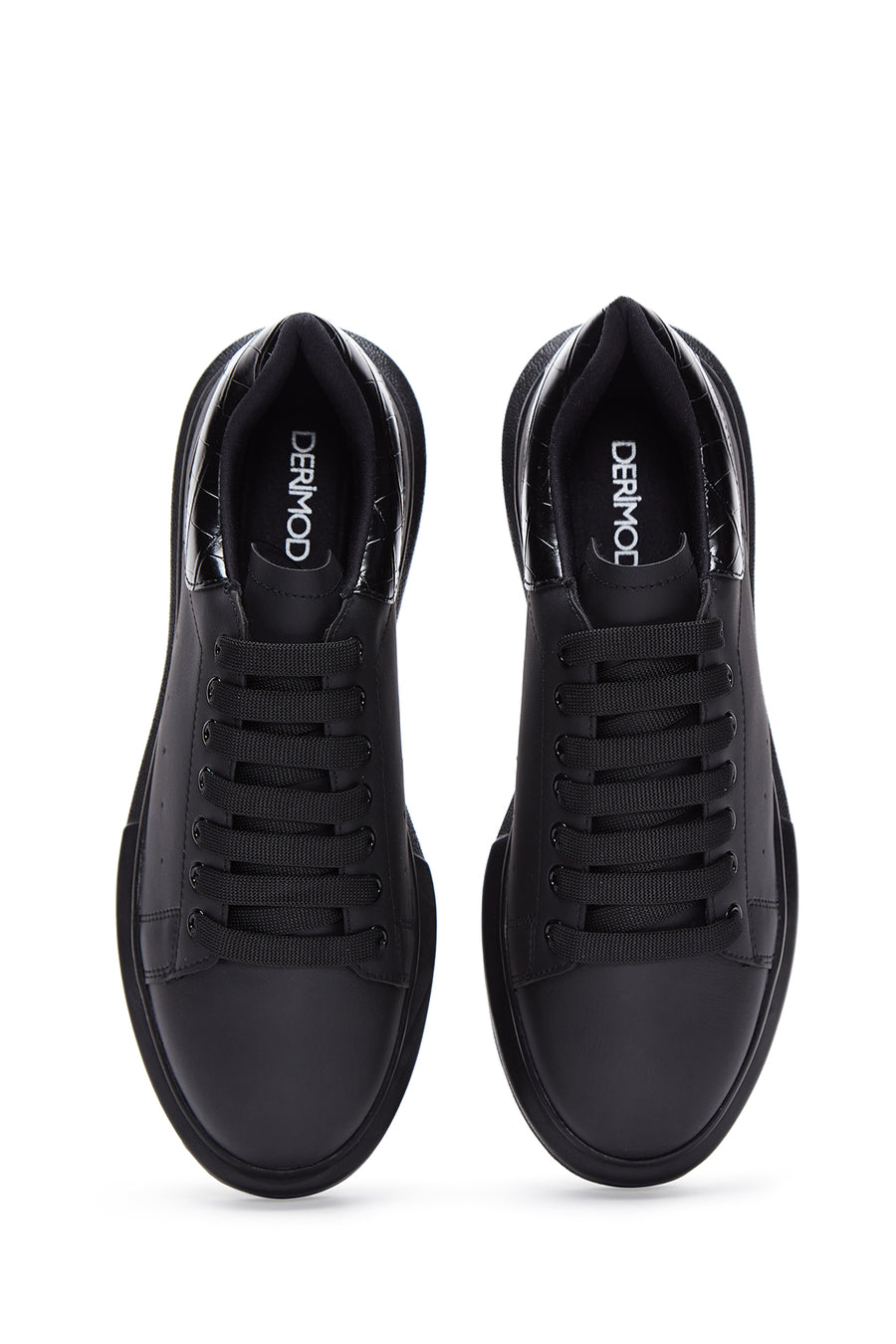 Men's Black Thick Soled Sneaker