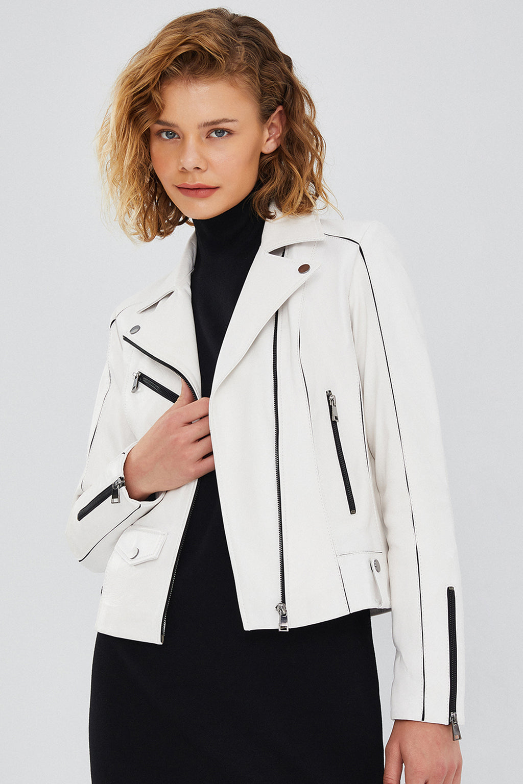Bella Kadın Beyaz Slim-Fit Biker Deri Ceket