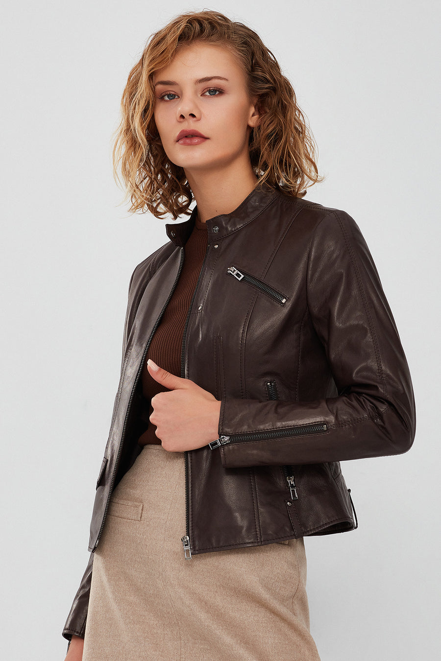 Madison Women's Brown Short Leather Jacket 23WGD5134VE | Derimod