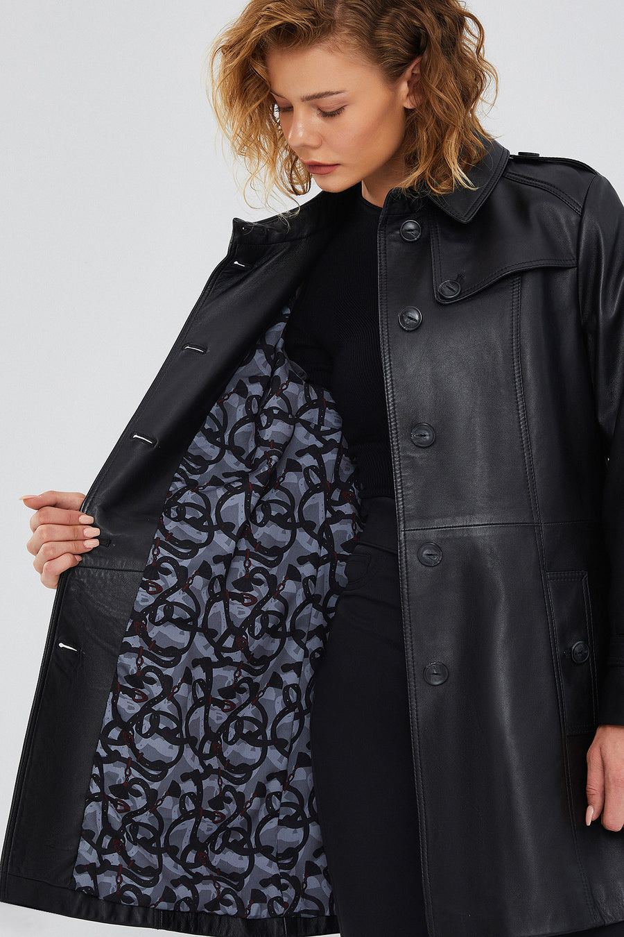 Scarlet Women's Black Leather Trench Coat