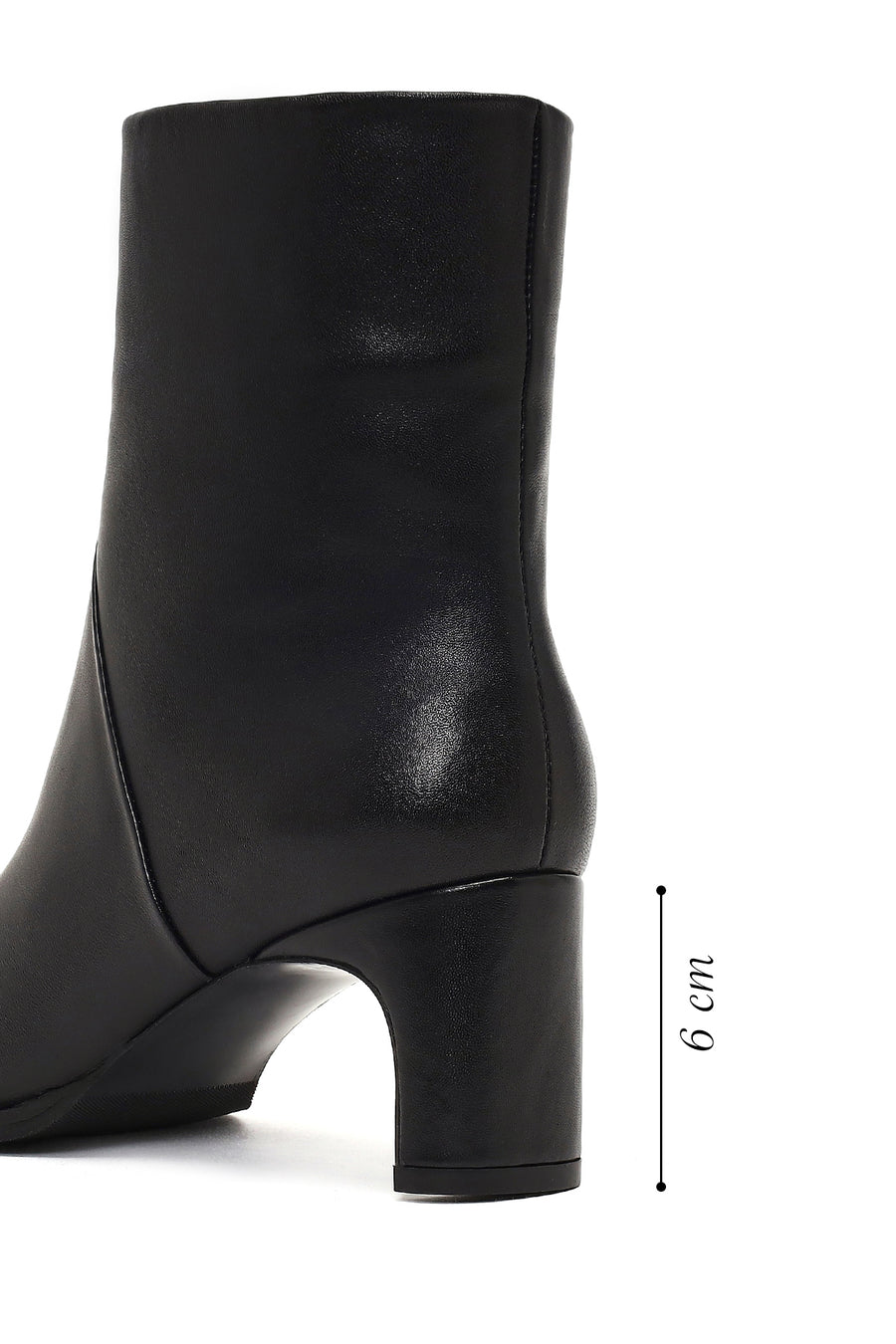 Women's Black Short Thick Heeled Leather Boots