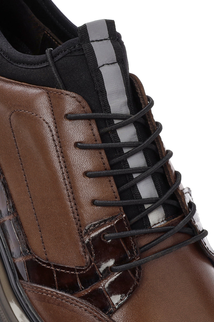 Erkek Kahverengi Bağcıklı Deri Casual Sneaker