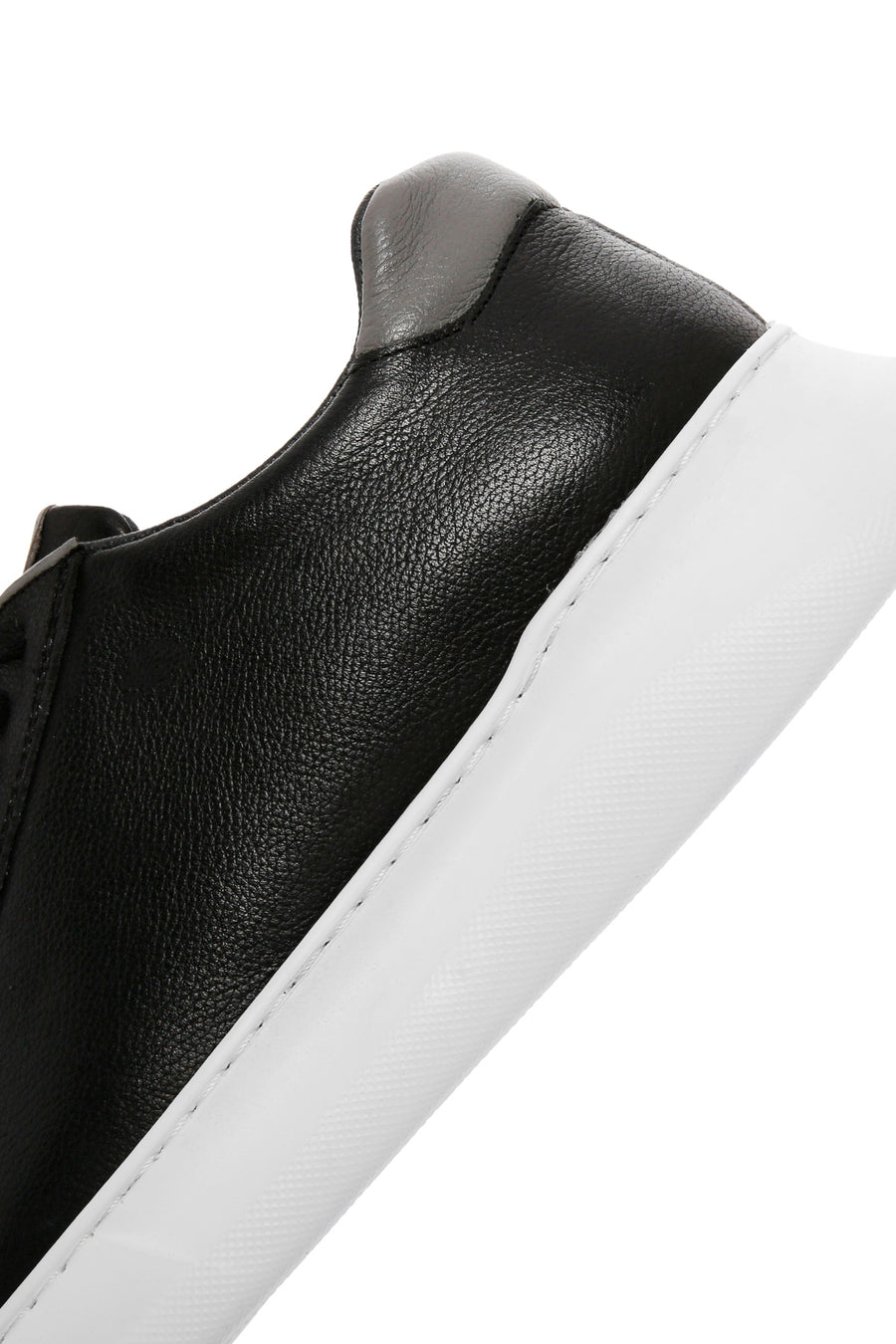Erkek Siyah Bağcıklı Deri Sneaker