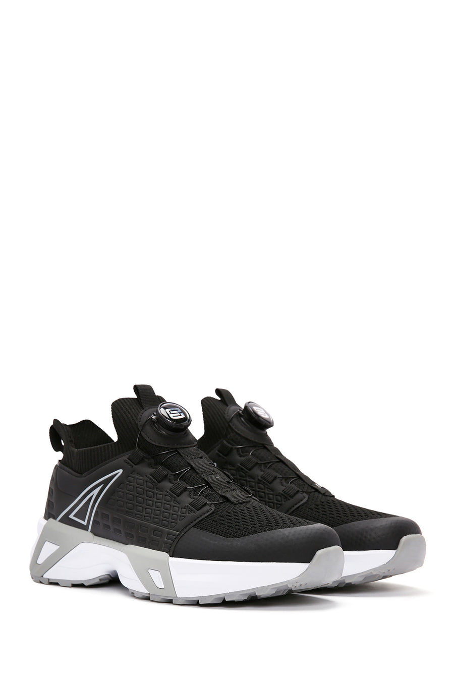 Men's Black Lacing Mechanism Thick Sole Leather Sneaker