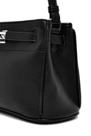 Woman Black Long Strap Crossbody Bag | Derimod