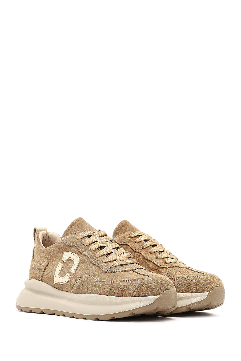 Kadın Bej Bağcıklı Kalın Tabanlı Süet Deri Sneaker
