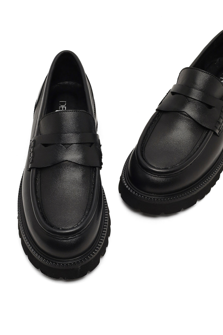 Woman Black Thick-Soled Leather Masculine Loafers