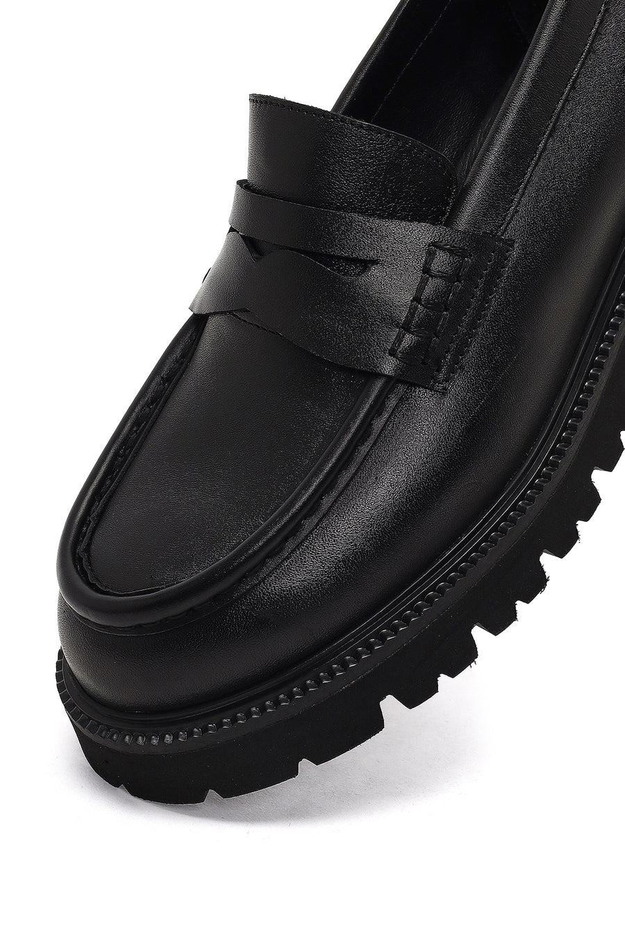 Woman Black Thick-Soled Leather Masculine Loafers