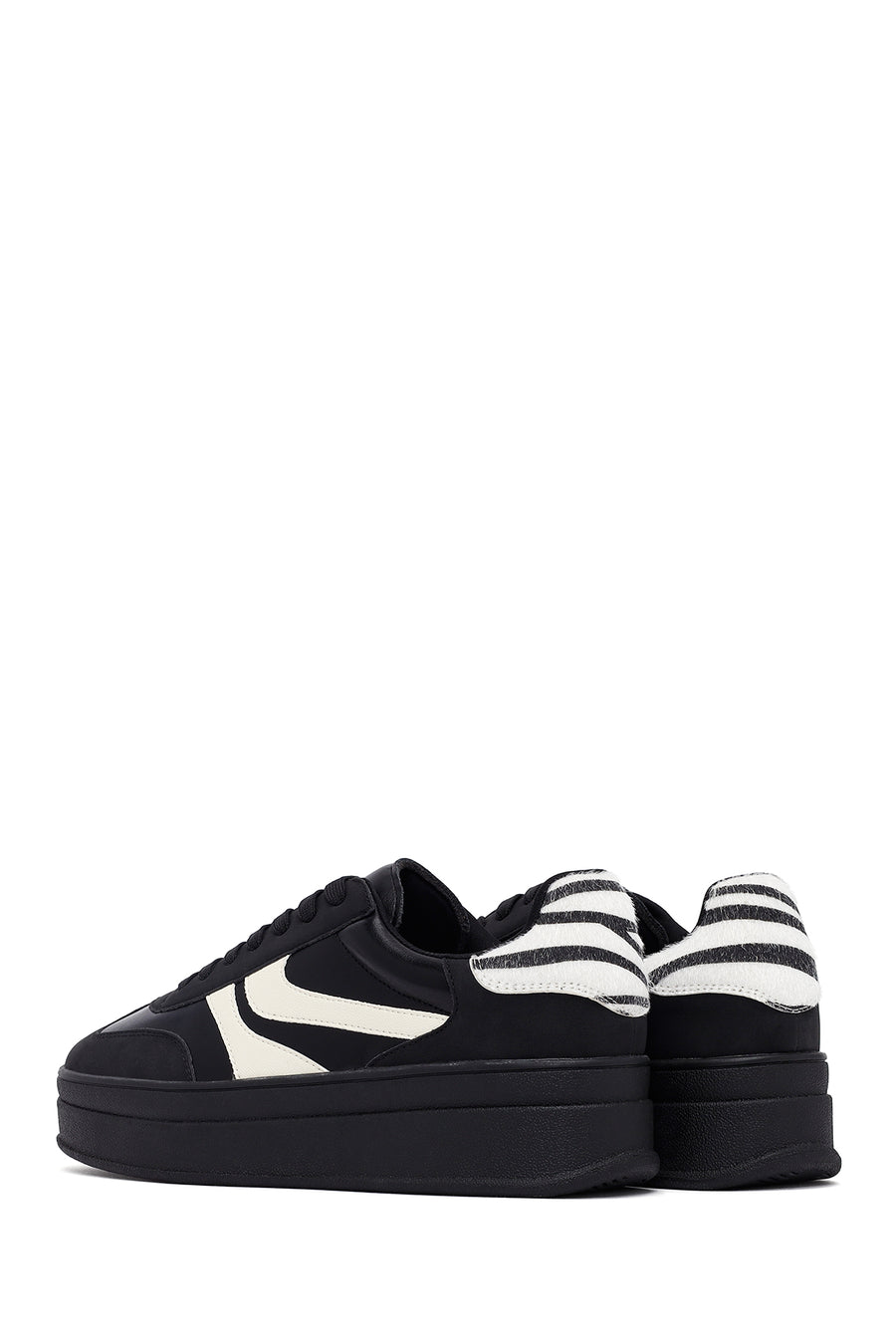 Women's Black Lace-Up Thick-Soled Sneaker