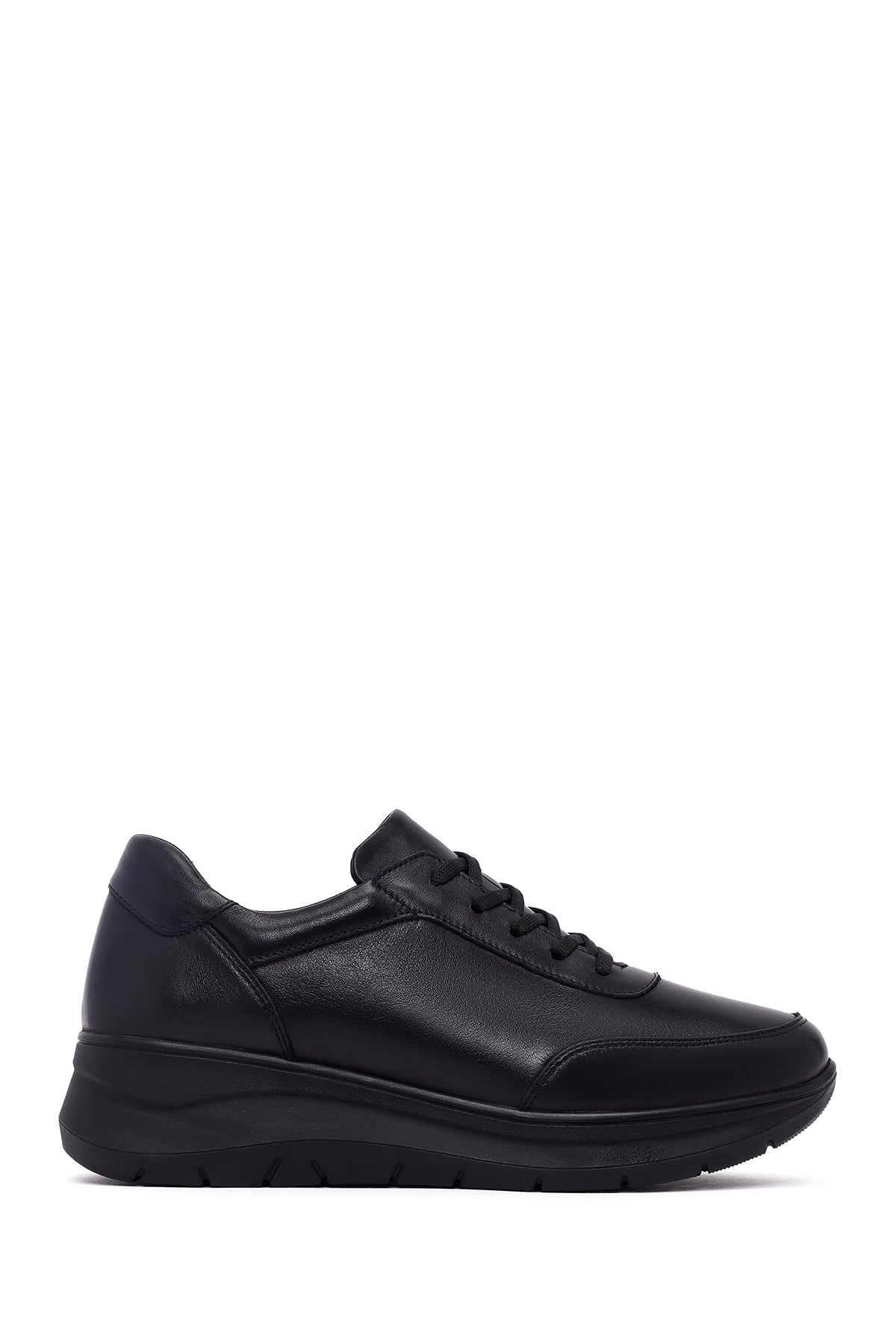Woman Black Lace-Up Thick Sole Leather Sneakers 25AFD501518 | Derimod