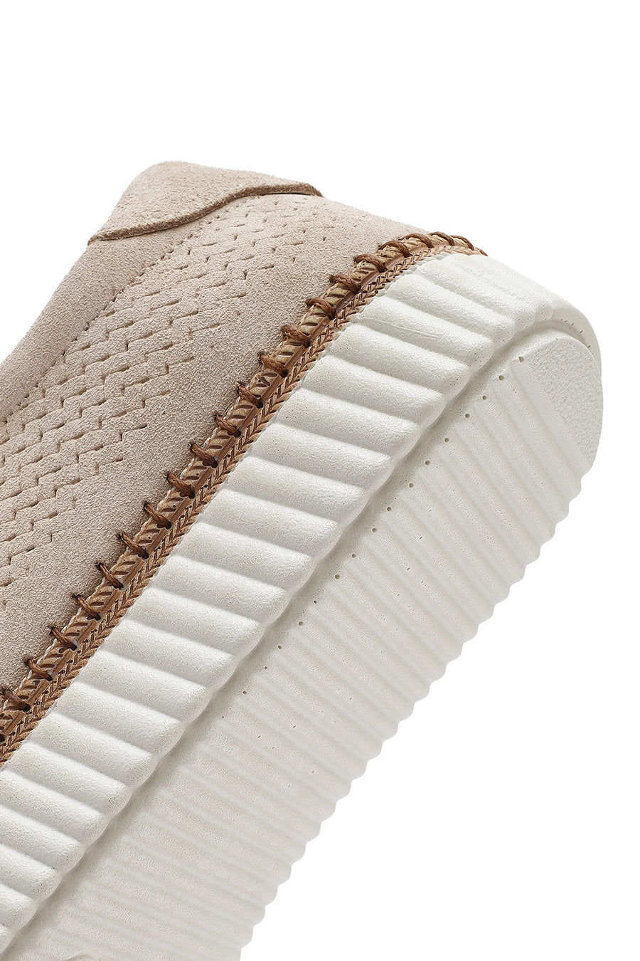 Kadın Bej Bağcıklı Kalın Tabanlı Süet Deri Sneaker