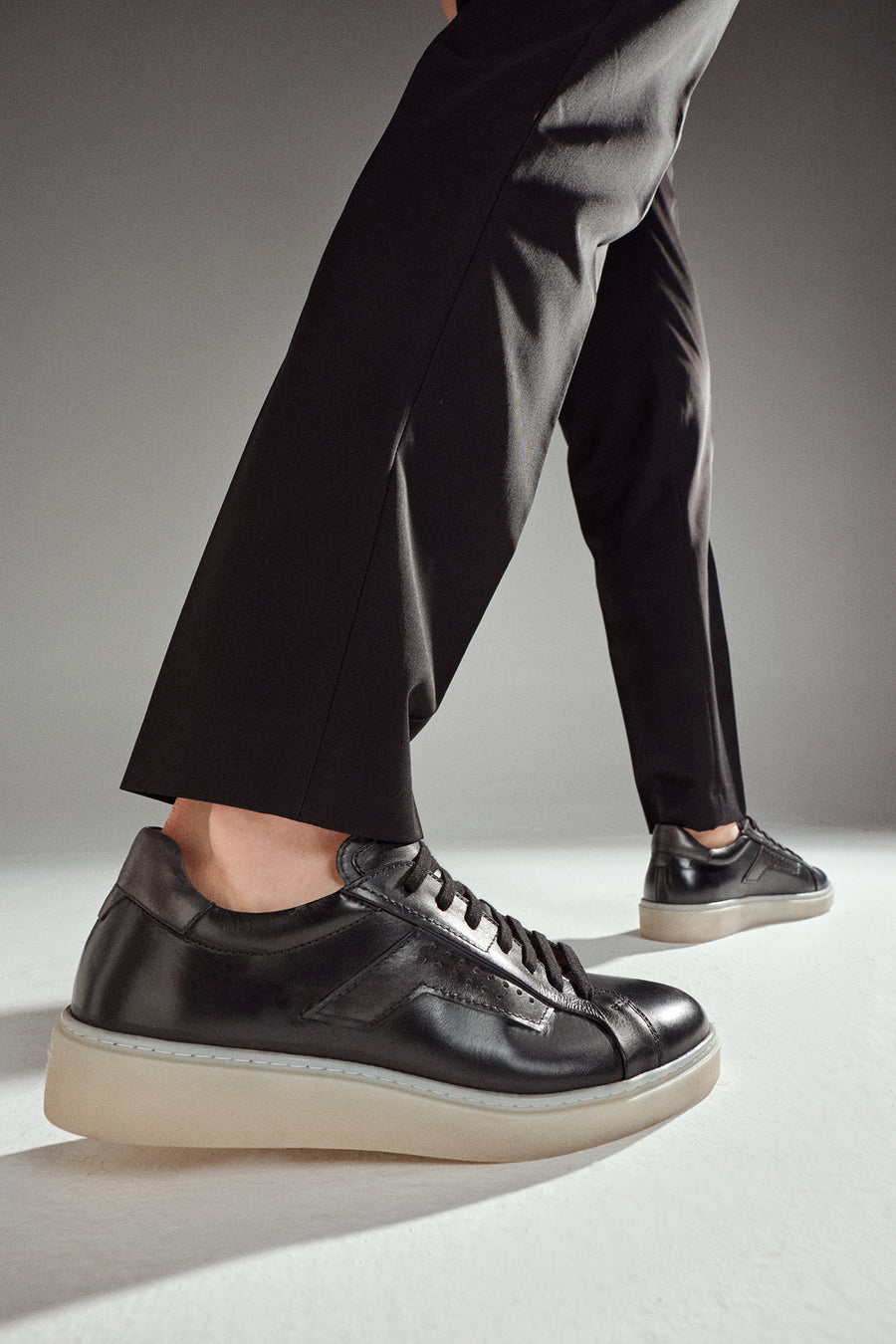 Erkek Kahverengi Bağcıklı Deri Sneaker