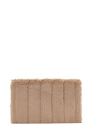 Women's Beige Chain Strap Plush Clutch Bag | Derimod