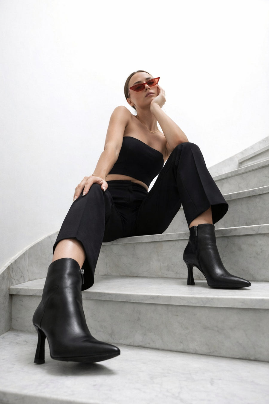 Woman Black Zippered Stiletto Heels Leather Boat