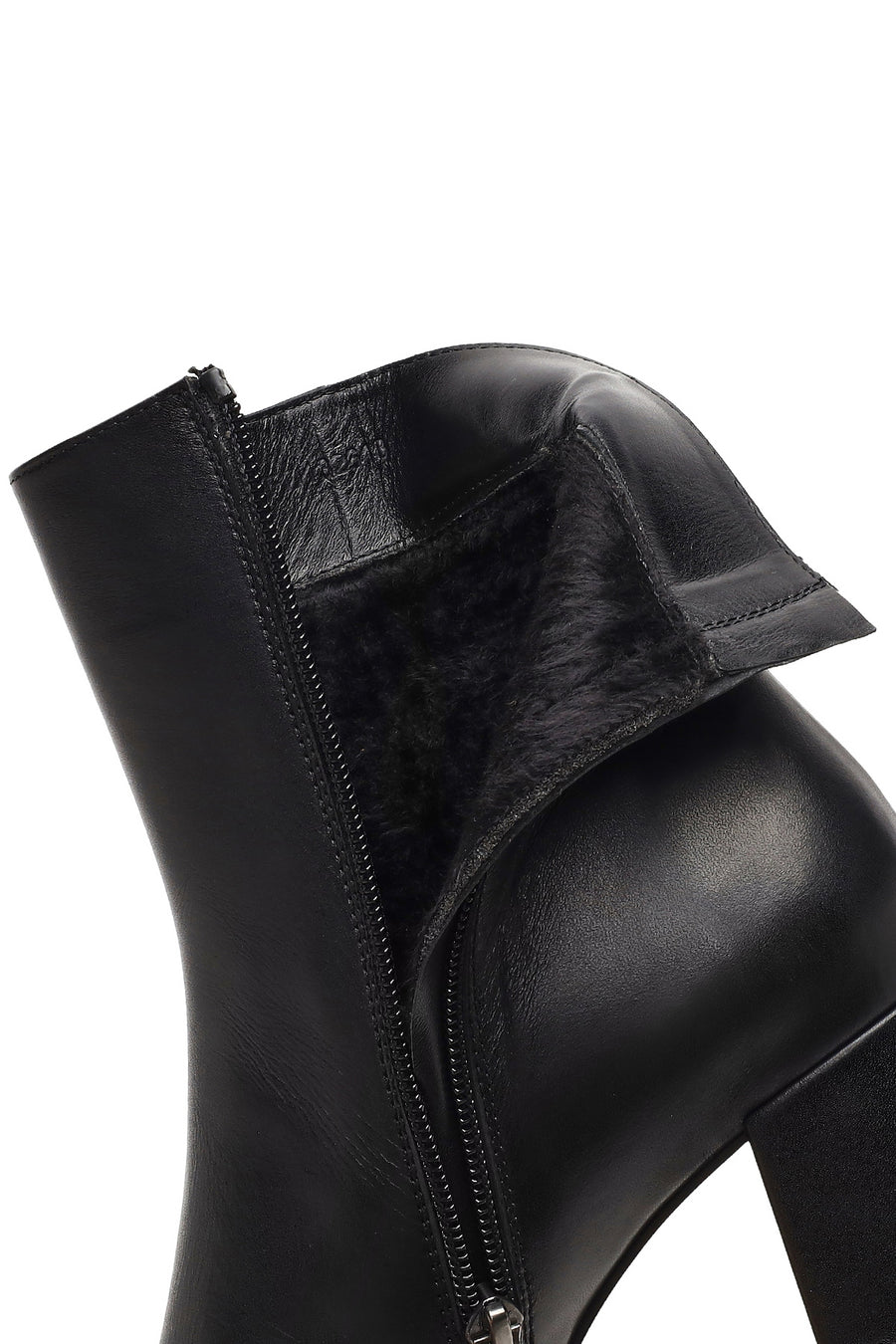Women's Black Zippered Thick Heeled Leather Boot
