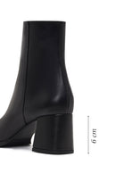 Women's Black Zippered Thick Heeled Leather Boot | Derimod