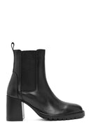Woman Black Chunky Heels Leather Chelsea Boots | Derimod