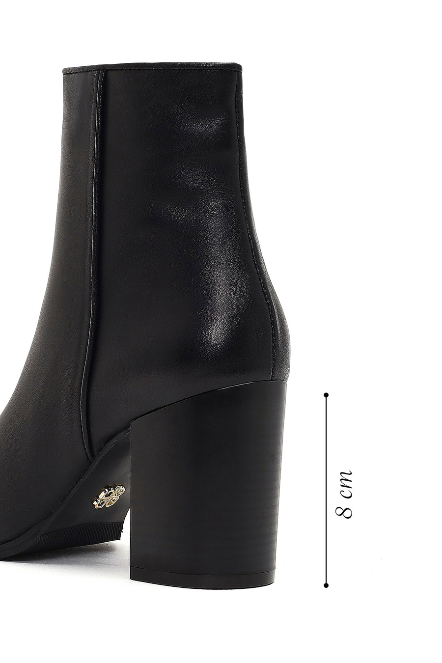 Women's Black Zippered Thick Heeled Leather Boot