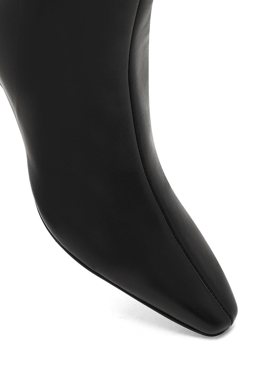 Women's Black Zippered Thick Heeled Leather Boot