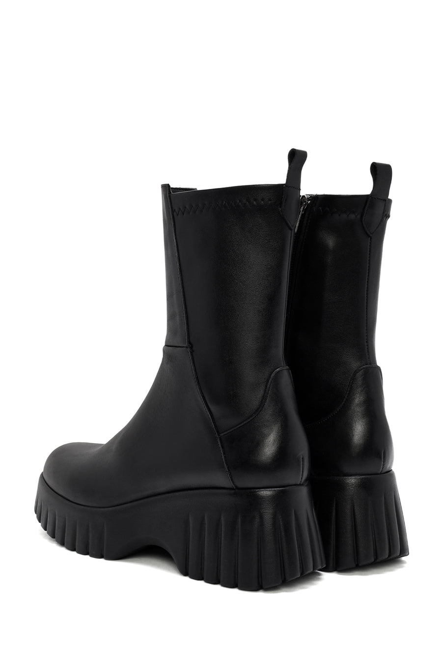 Woman Black Thick-Soled Zippered Leather Boat