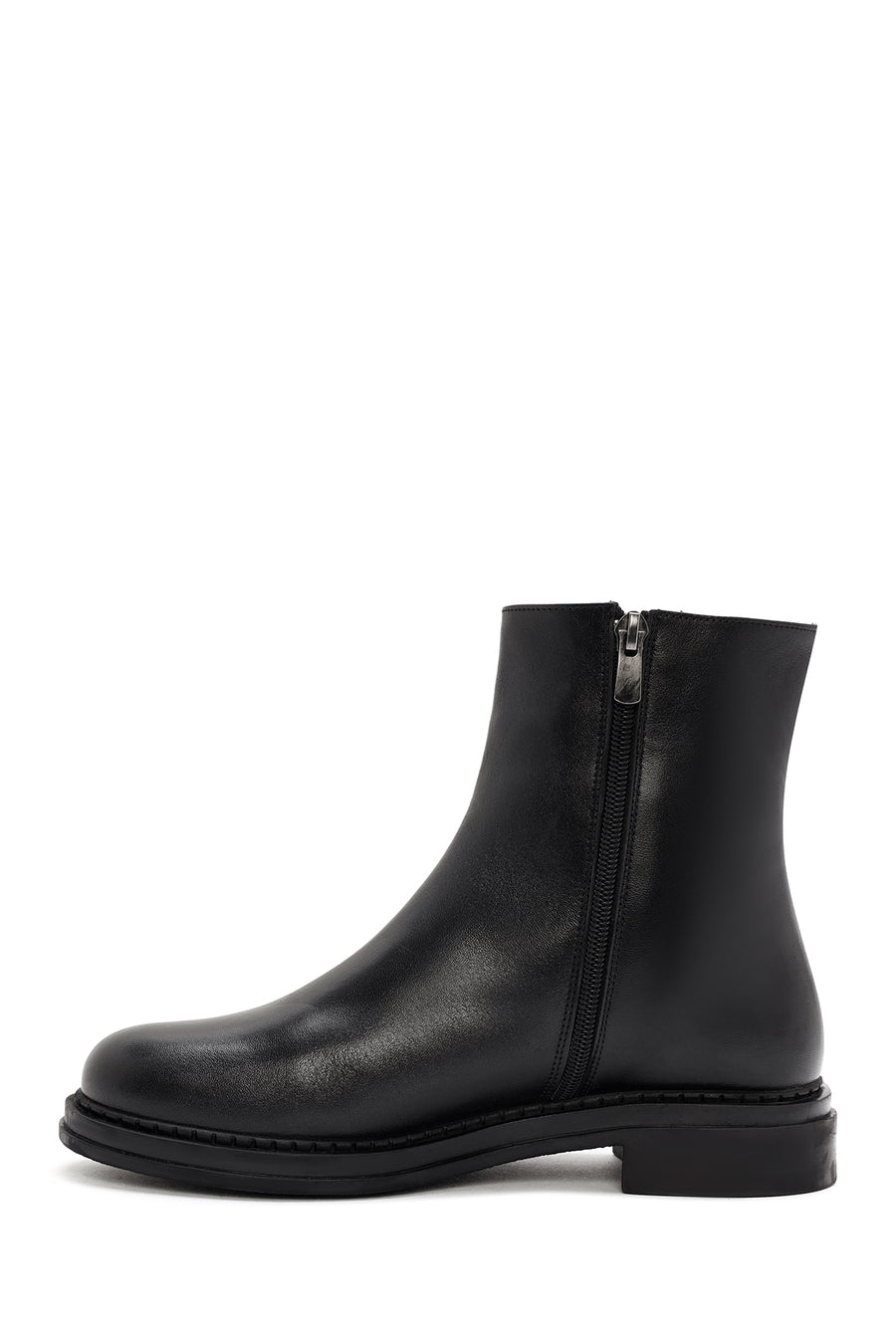 Woman Black Zippered Leather Boat