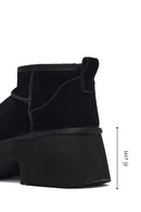 Women's Black Thick-Soled Suede Leather Teddy Boot | Derimod