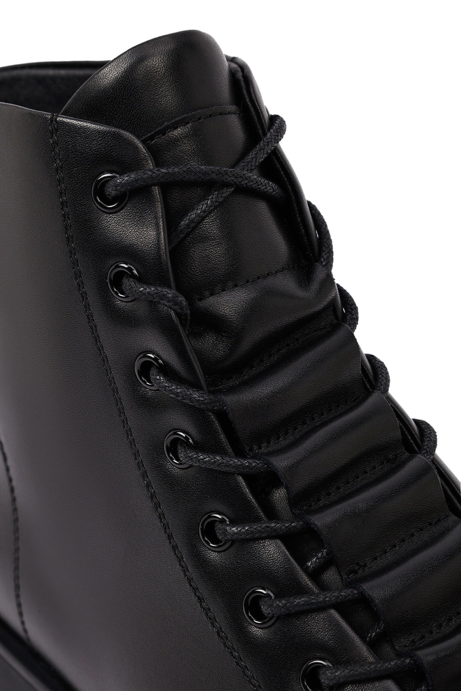 Men's Black Zippered Leather Casual Boot