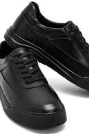 Erkek Siyah Bağcıklı Deri Sneaker | Derimod