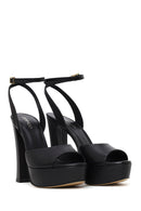 Woman Black Ankle-Buckle High Chunky-Heel Platform Leather Sandal | Derimod