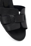 Women's Black Short Chunky Heel Leather Slippers | Derimod
