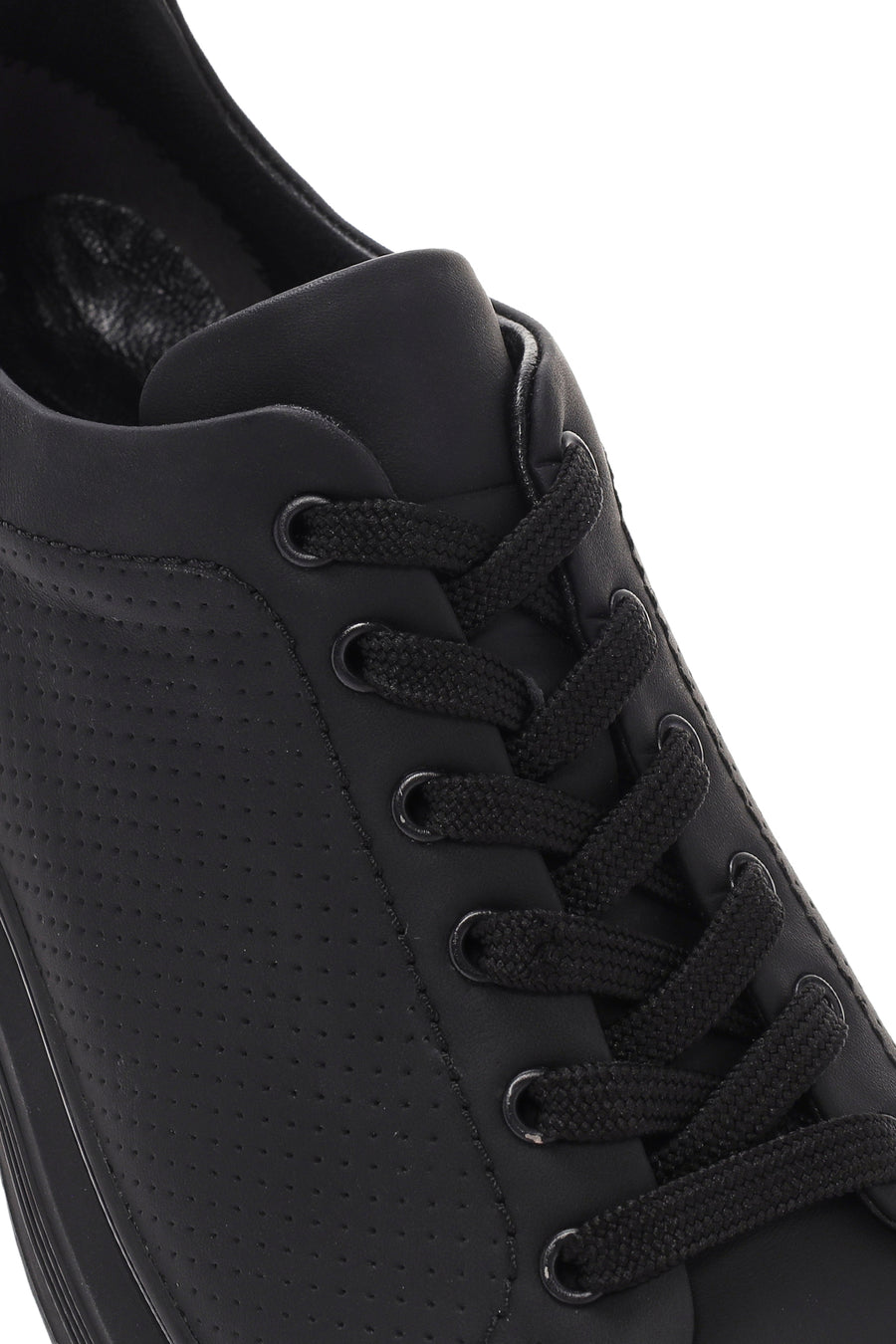 Erkek Siyah Bağcıklı Kalın Tabanlı Deri Sneaker
