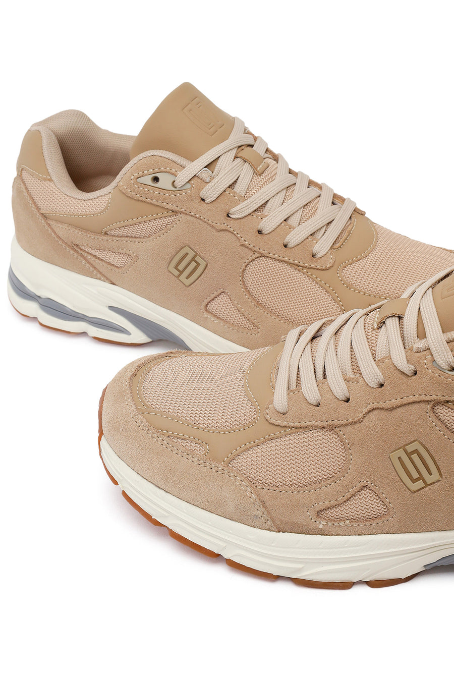 Erkek Bej Bağcıklı Kalın Tabanlı Süet Deri Sneaker