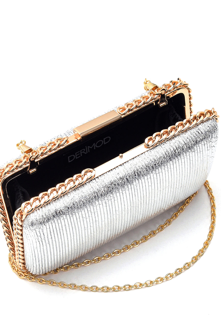 Women's Metal Chain Portfolio
