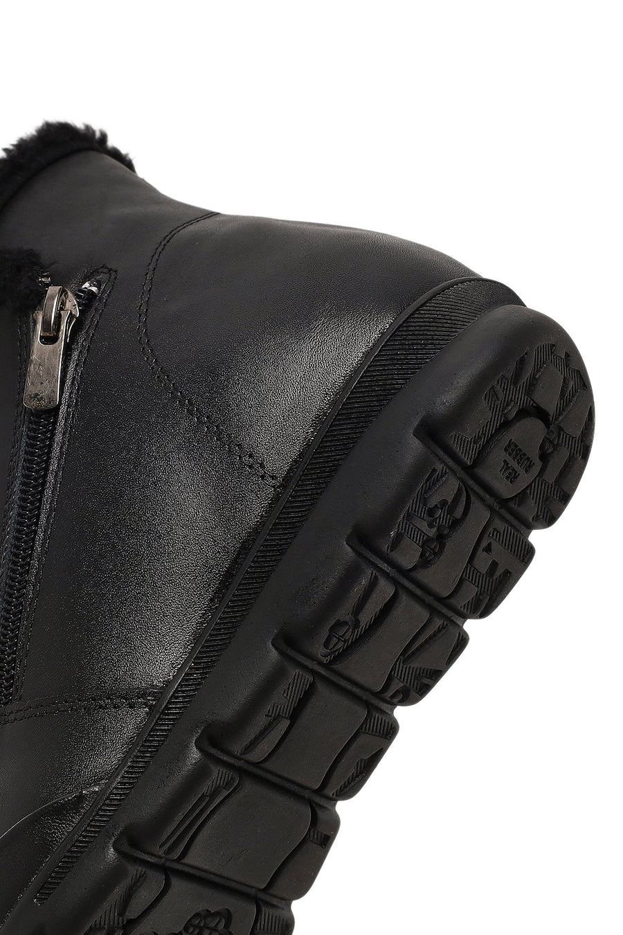 Woman Black Zip Closure Leather Comfort Boots