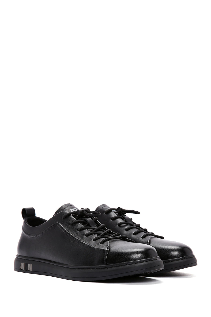 Men's Black Lace-up Leather Sneaker
