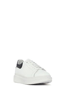 Kadın Beyaz Bağcıklı Kalın Tabanlı Deri Sneaker | Derimod