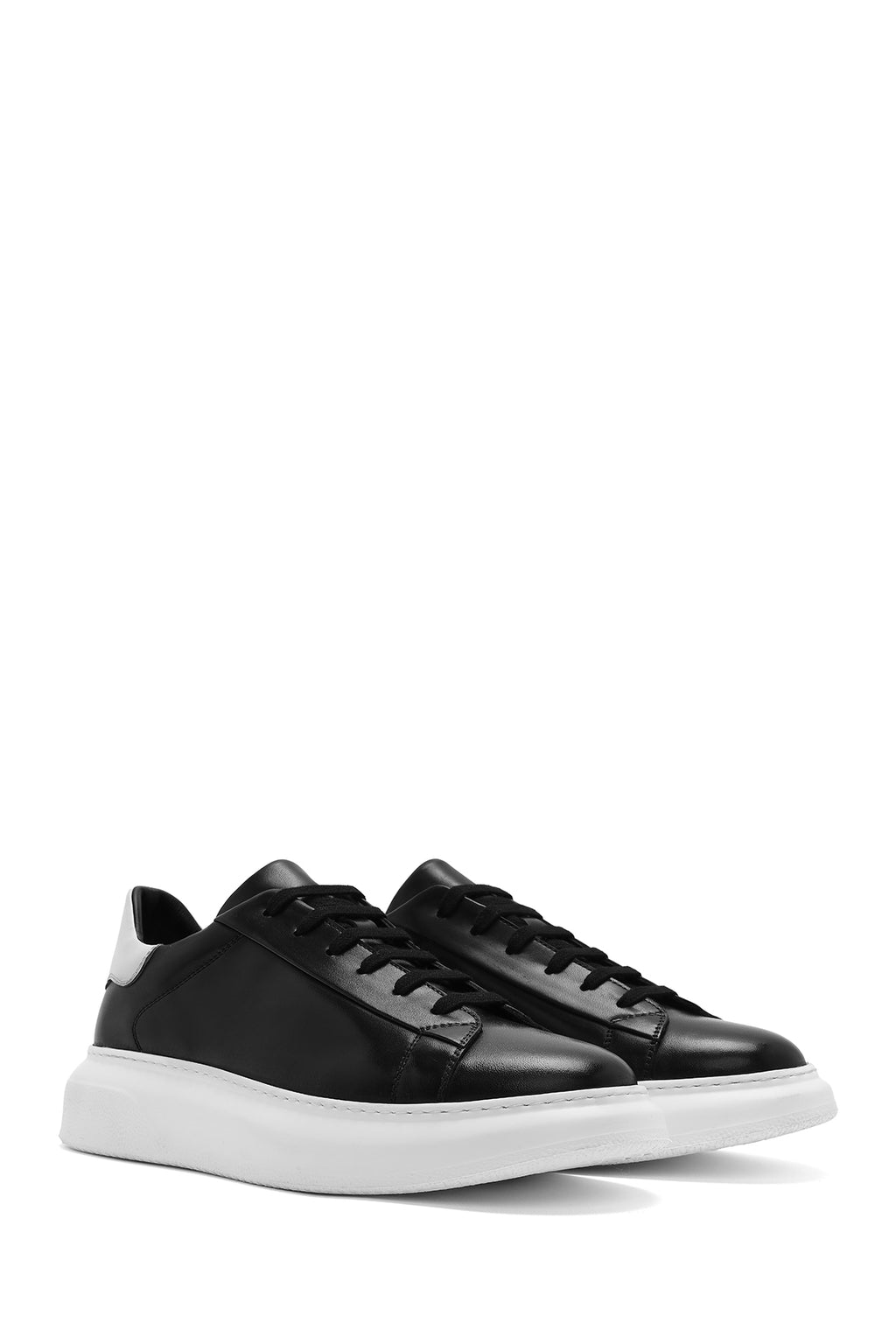 Erkek Siyah Bağcıklı Kalın Tabanlı Deri Sneaker