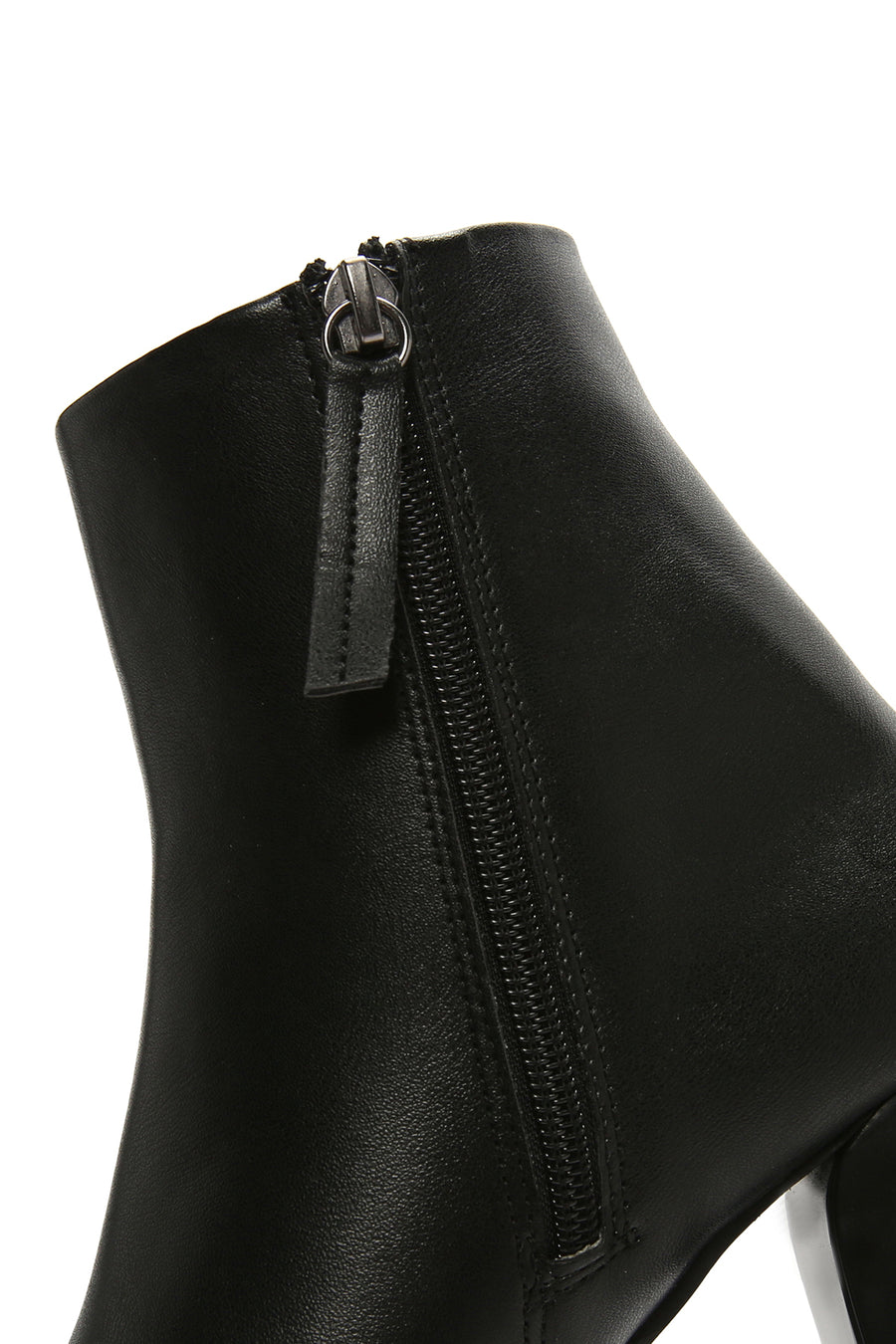Women's Black Zippered Chunky Heel Boots