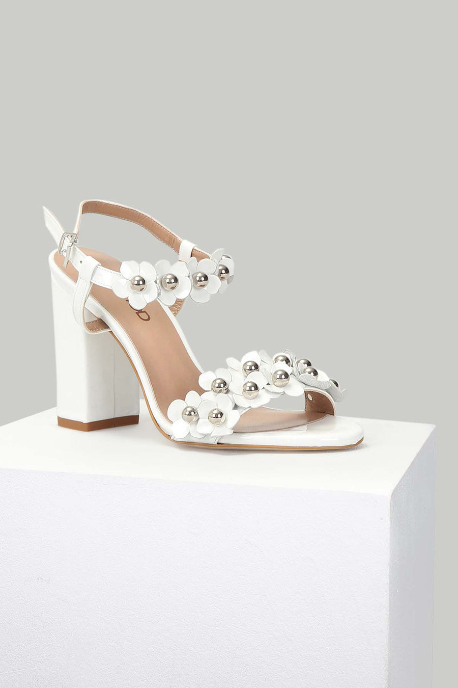 Flower Detailed Women's Sandals 18SFD244016 | Derimod