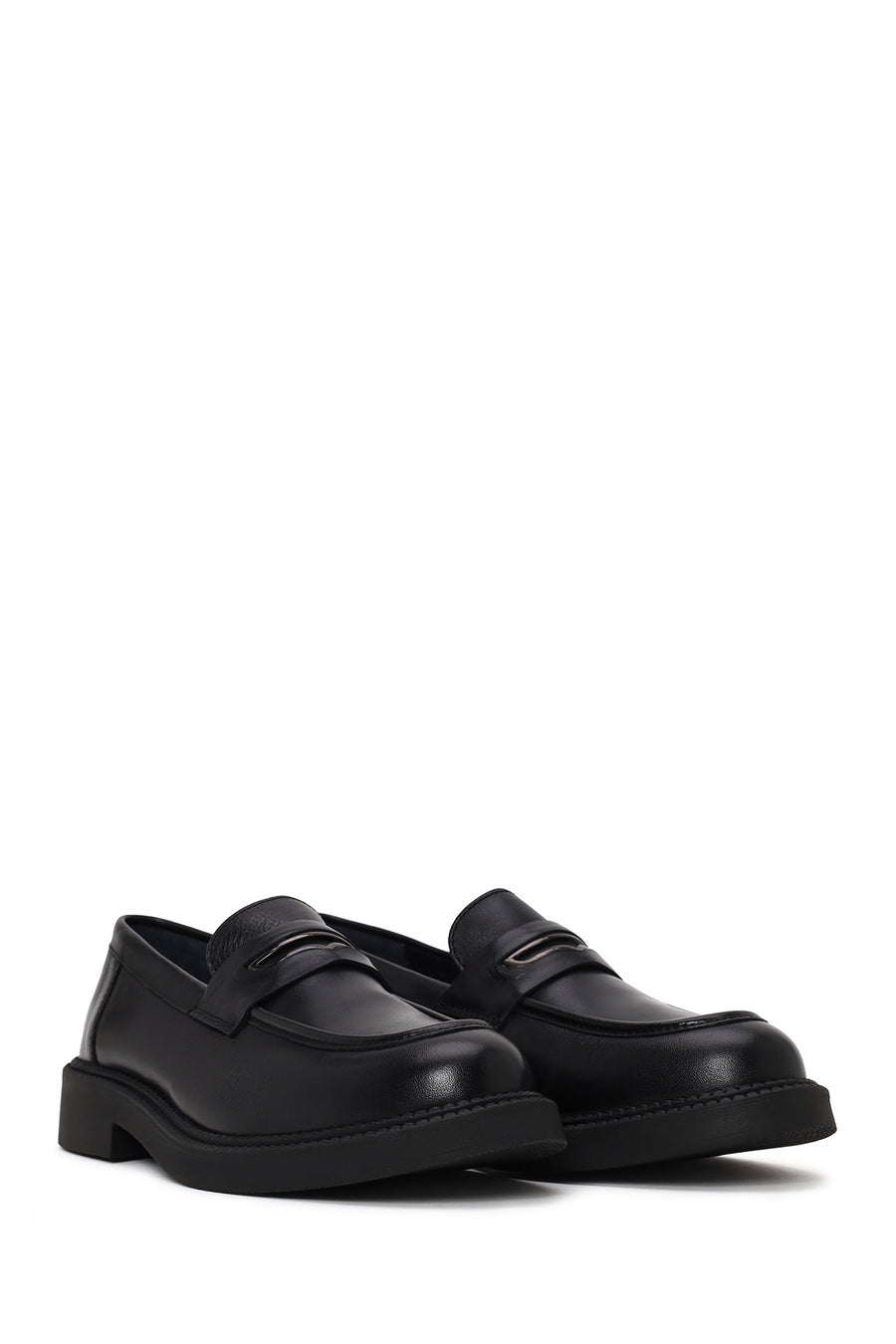 Woman Black Thick-Soled Leather Loafer