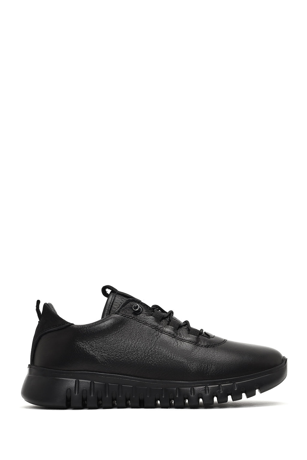 Kadın Siyah Bağcıklı Kalın Tabanlı Deri Sneaker