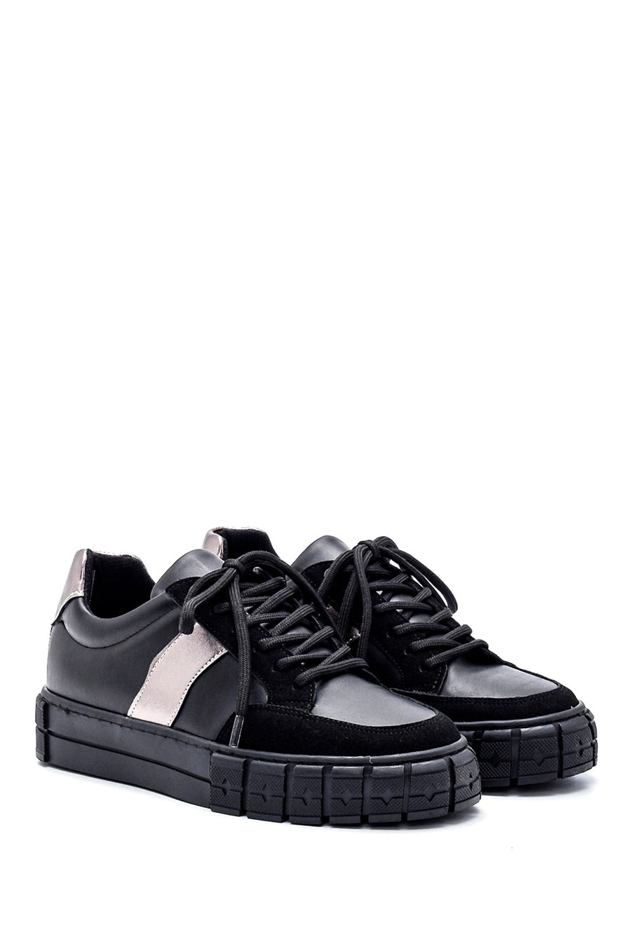 women sneakers